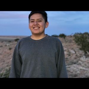 Meet your Posher, Logan